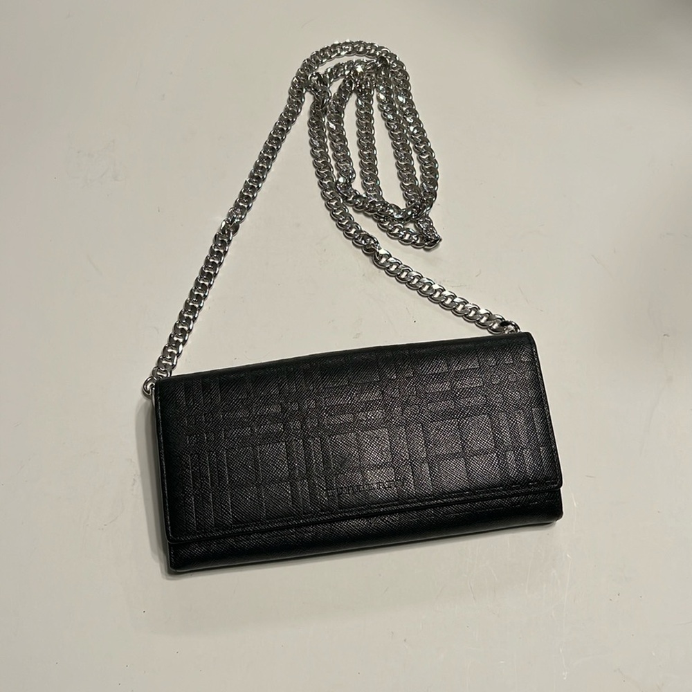 Burberry•Leather Crossbody Wallet WOC